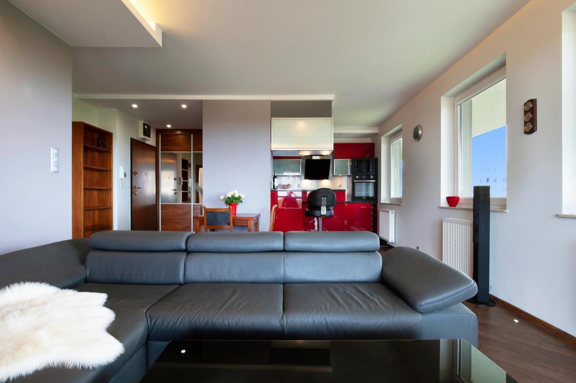 Elite Seaview Tower Apartment